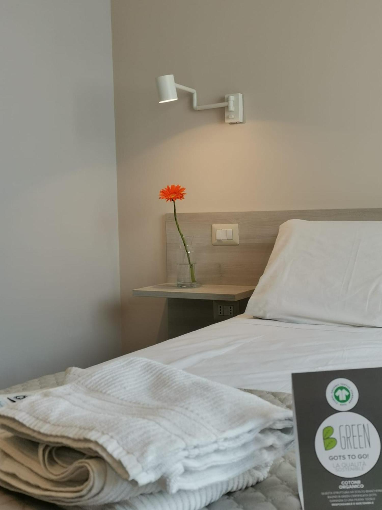 Green Guest House オリスターノ エクステリア 写真